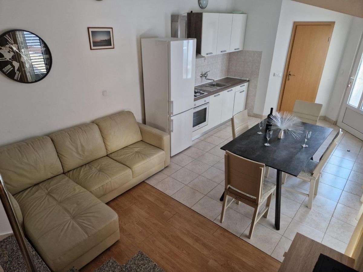 Apartments Jagoda โปดสตรานา ภายนอก รูปภาพ
