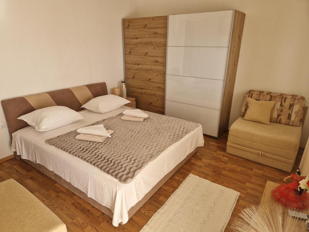 Apartments Jagoda โปดสตรานา ภายนอก รูปภาพ